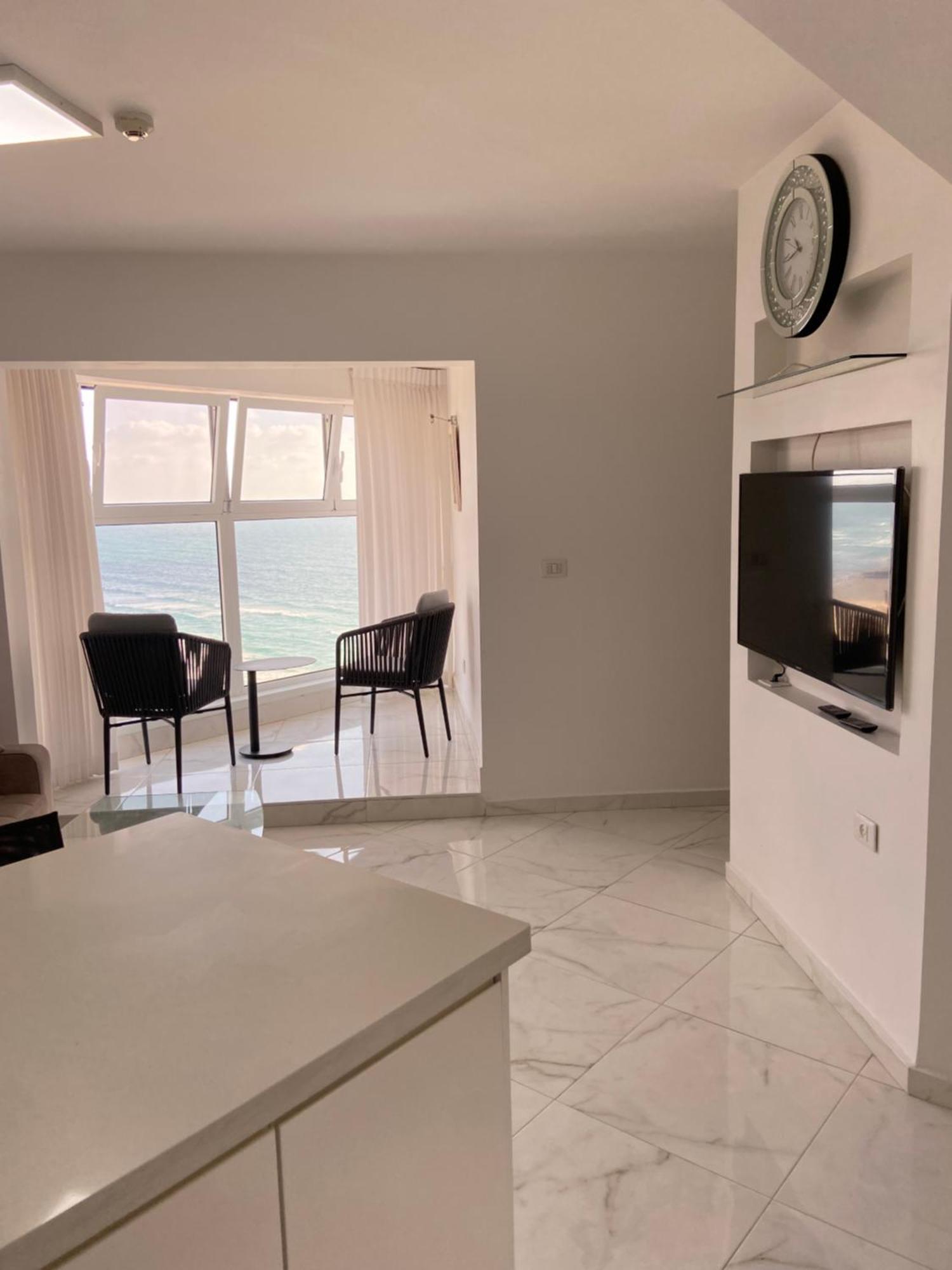 Amazing Suite On The Sea-סוויטה מדהימה על הים Bat Yam Εξωτερικό φωτογραφία